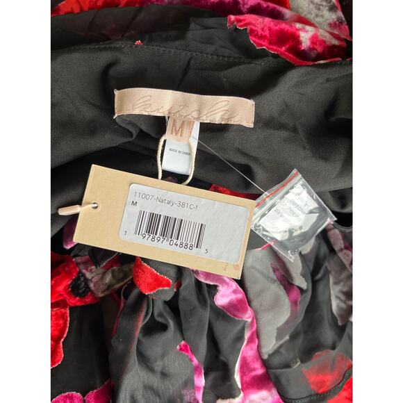 NEW NWT Hutch Nataly Wrap Midi Dress Velvet Floral Burnout Size Medium - Picture 4 of 4